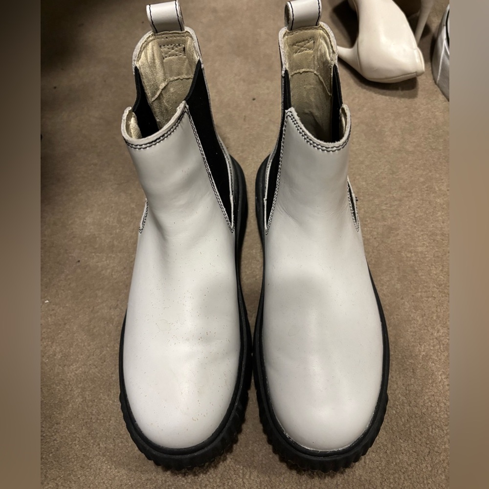 Timberland women’s chelsea boot